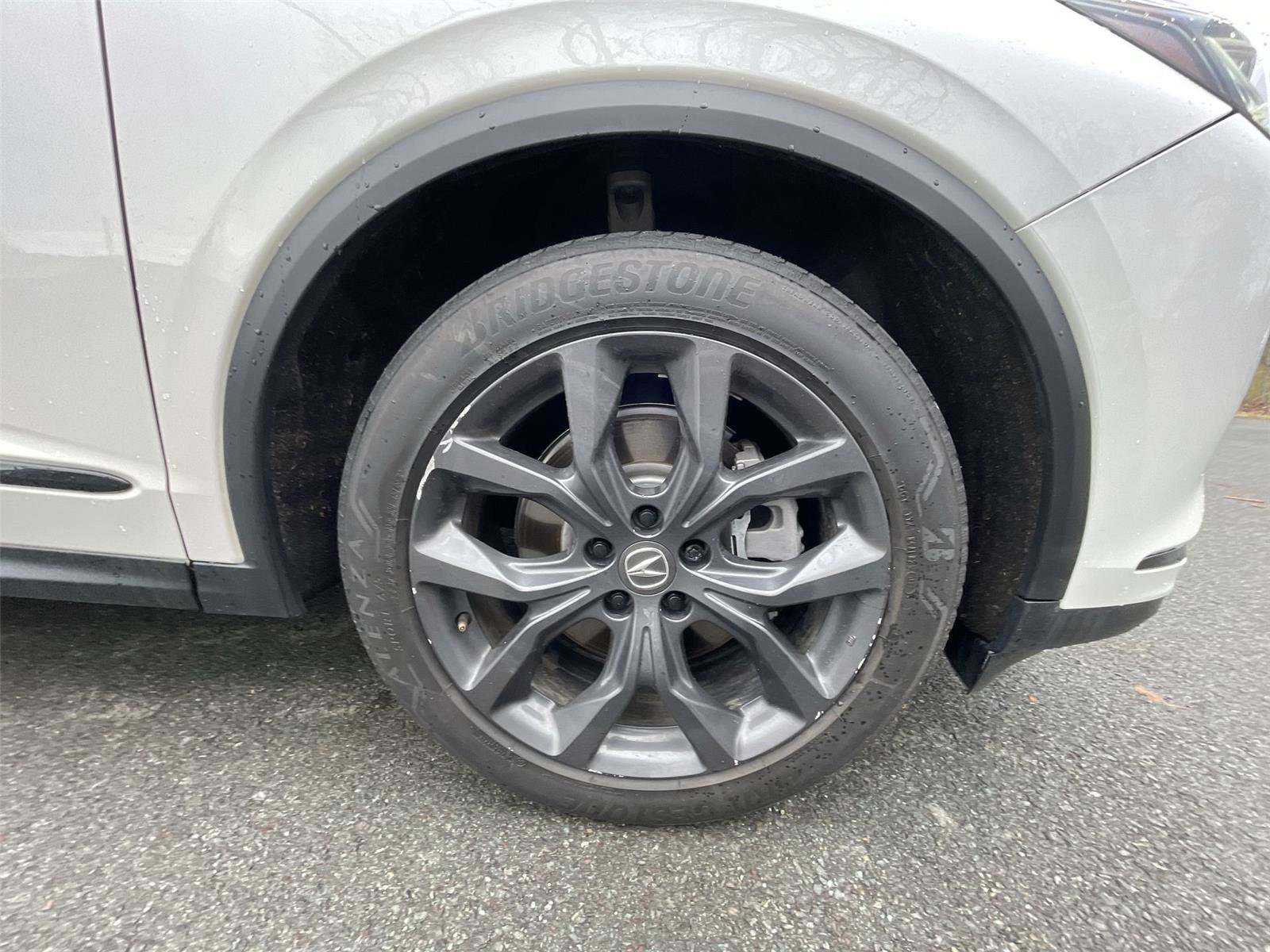 Used 2023 Acura MDX A-Spec image 10