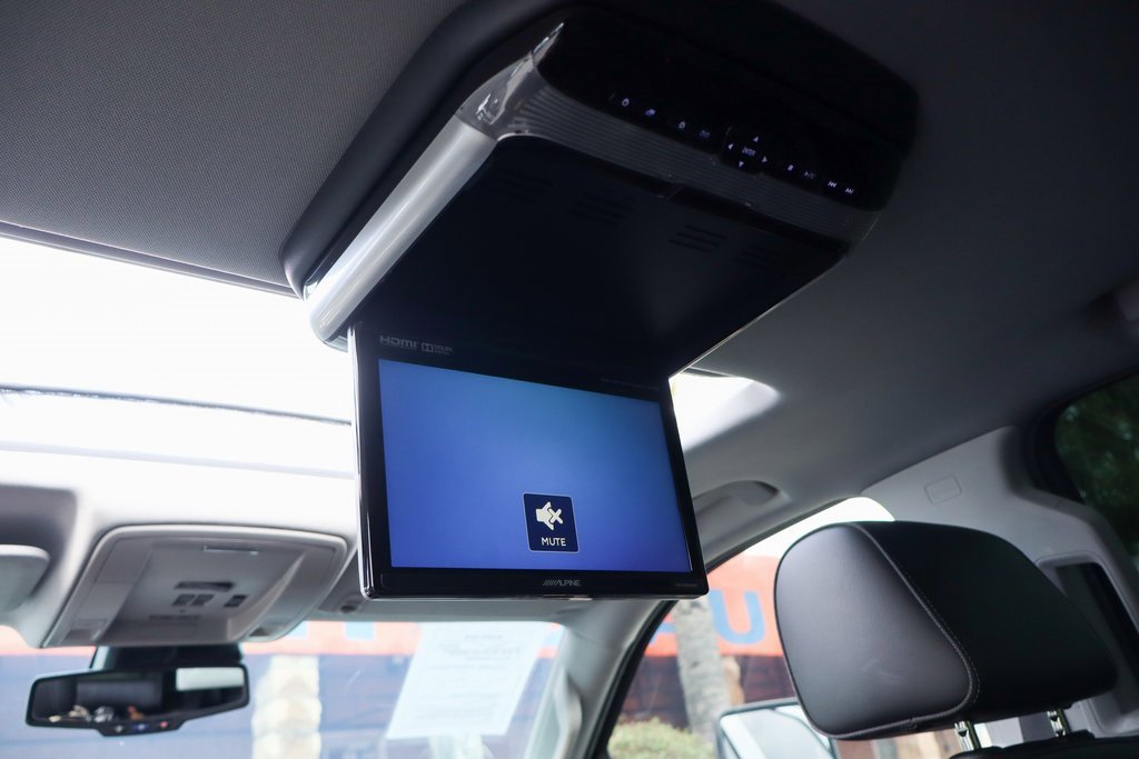 Used 2016 GMC Sierra 3500 Denali w/ Duramax Plus Package image 46