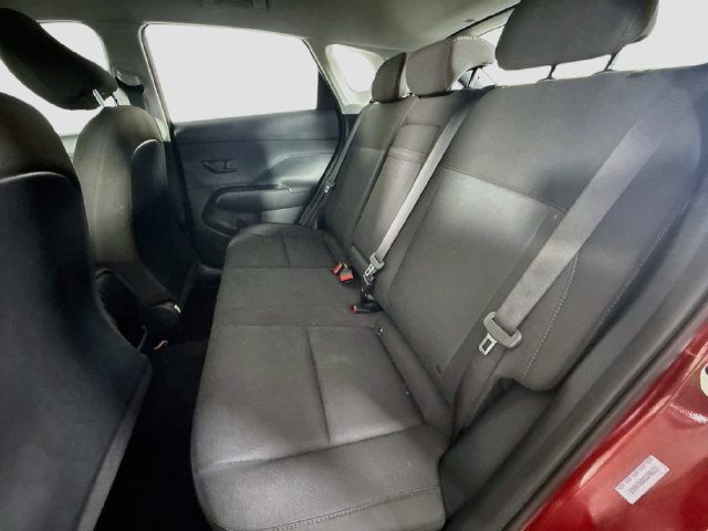 Used 2025 Hyundai Kona SE FWD image 24