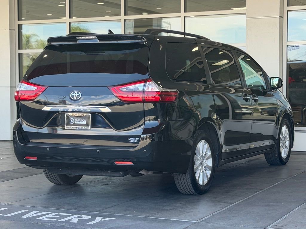 Certified 2017 Toyota Sienna Limited image 14