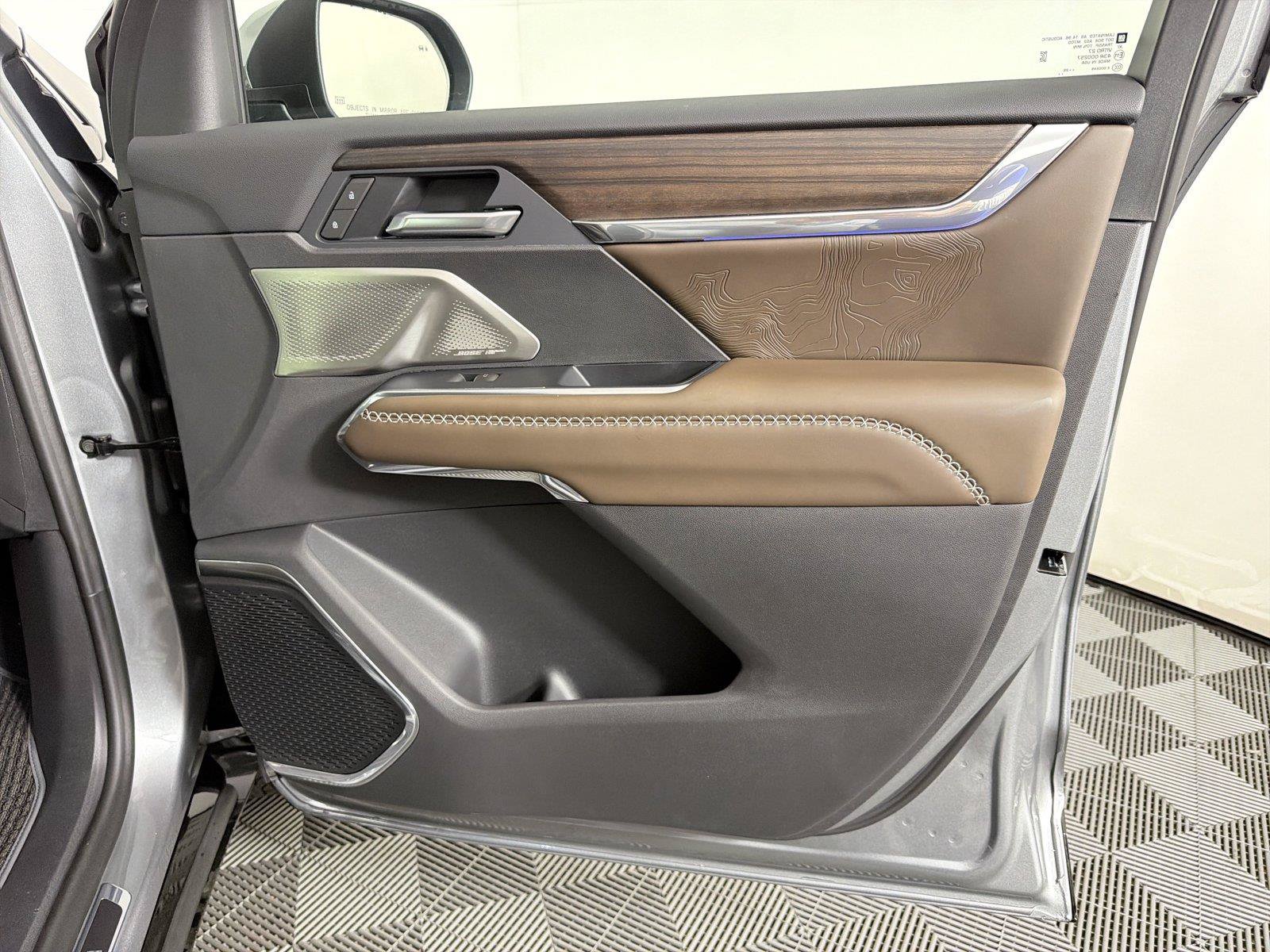 New 2026 GMC Acadia Denali Ultimate FWD image 12