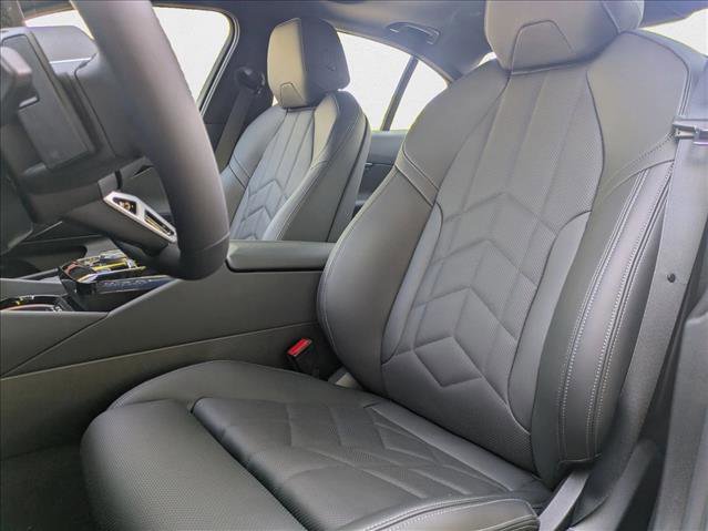 New 2026 BMW i5 eDrive40 image 4