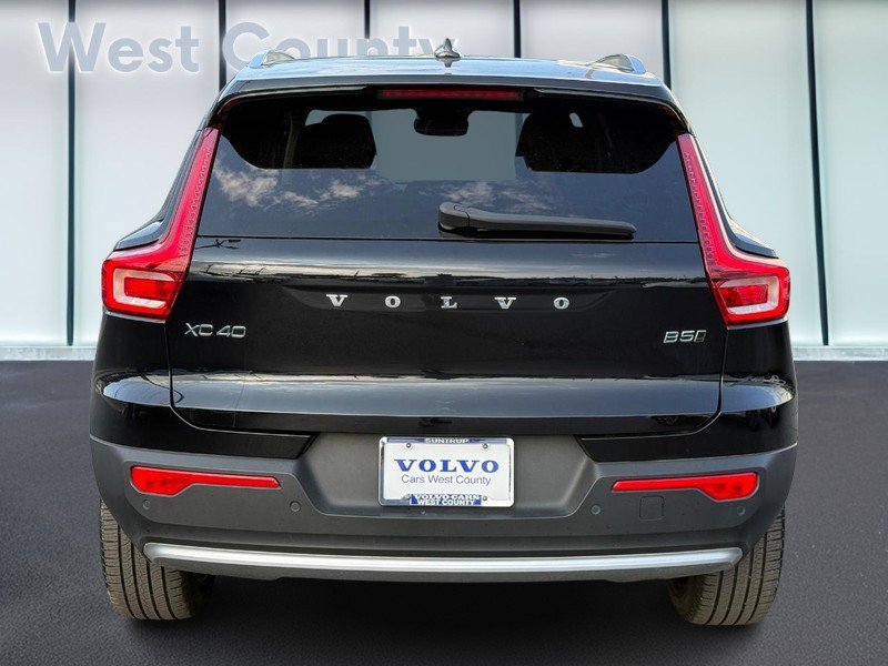 Used 2024 Volvo XC40 B5 Ultimate w/ Protection Package Premier AWD/4WD image 6