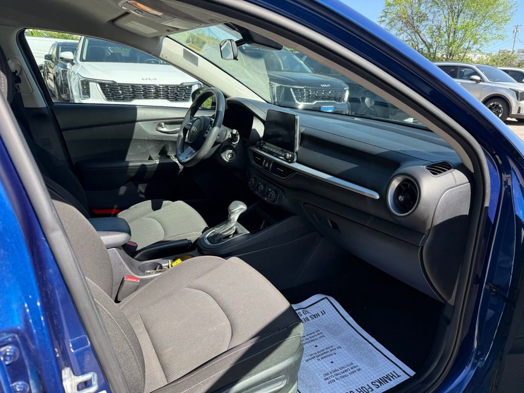 Certified 2021 Kia Forte LXS FWD image 18