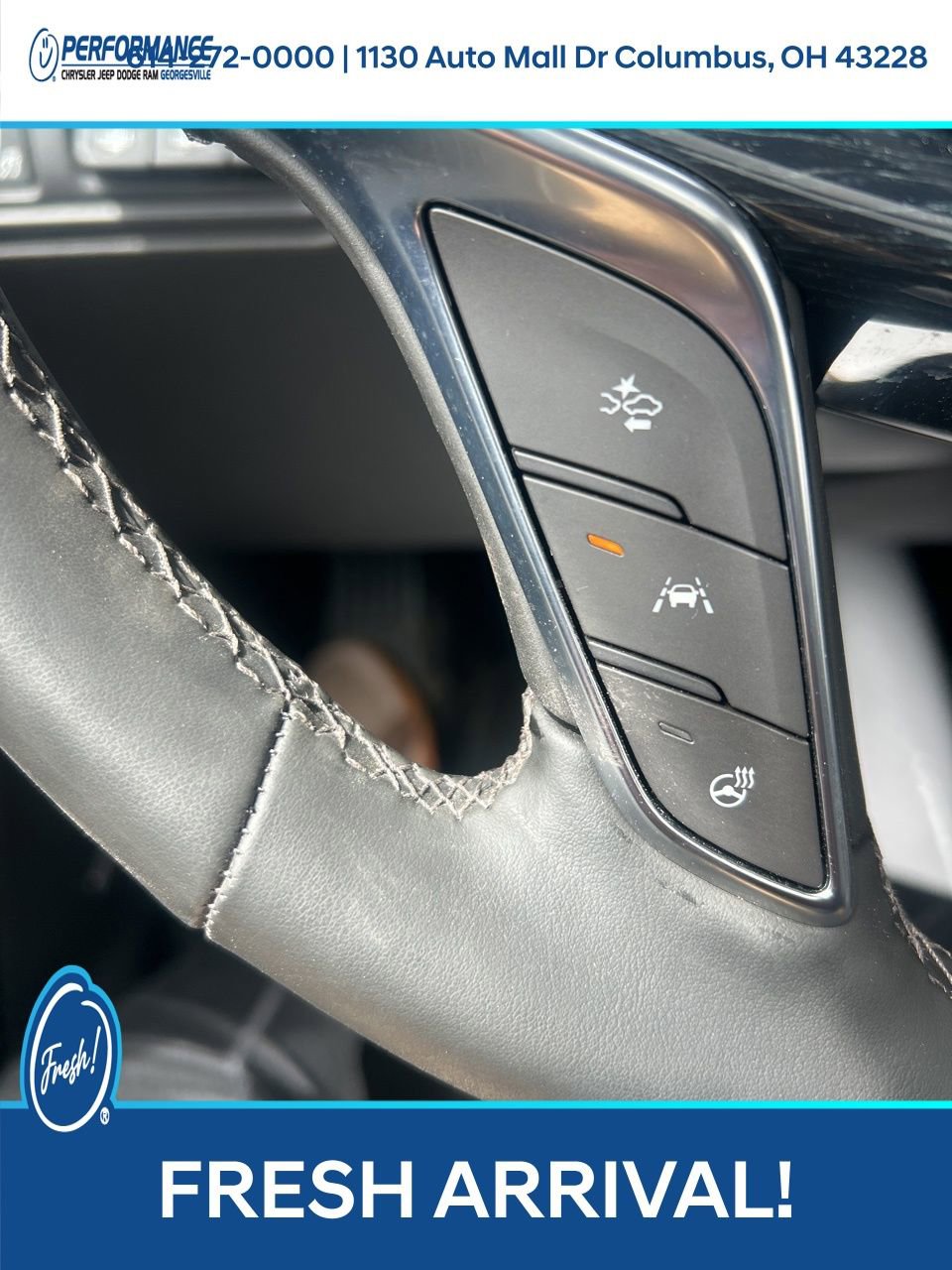 Used 2025 Cadillac XT5 Premium Luxury w/ Technology Package AWD/4WD image 26