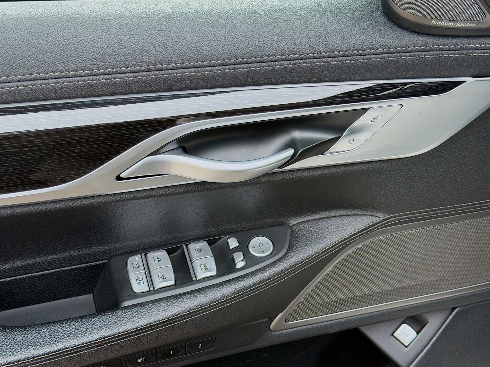 Used 2019 BMW 740i 740i w/ M Sport Package image 22