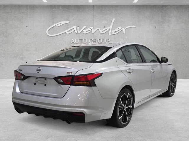 Used 2024 Nissan Altima 2.5 SR FWD image 16