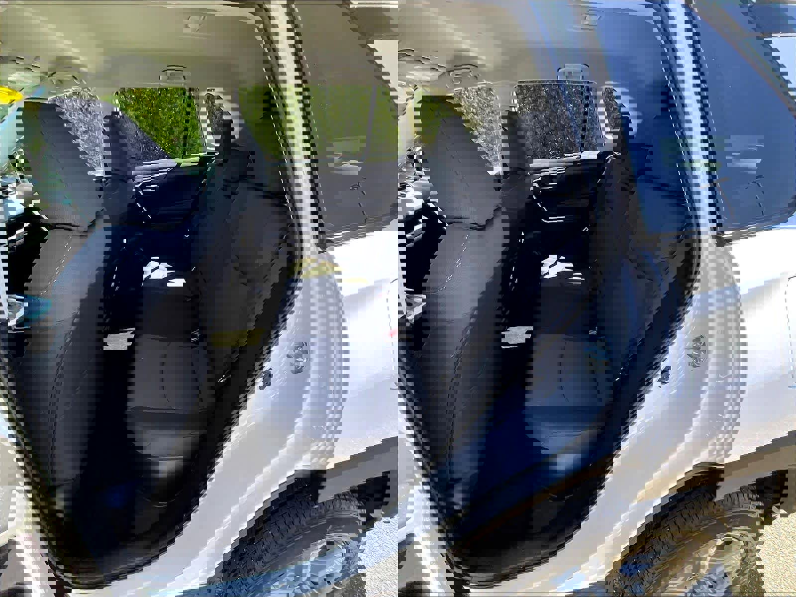 Used 2025 Toyota RAV4 XLE image 15