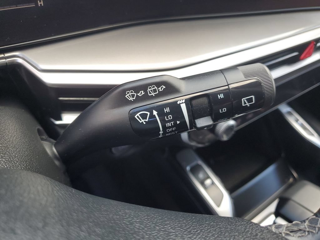 Certified 2024 Kia Sorento S w/ Panoramic Sunroof Package AWD/4WD image 18