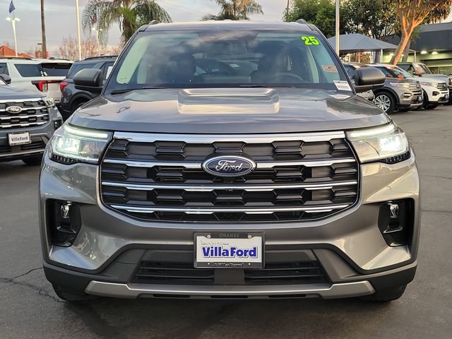 Used 2025 Ford Explorer Active w/ Active Comfort Package image 25