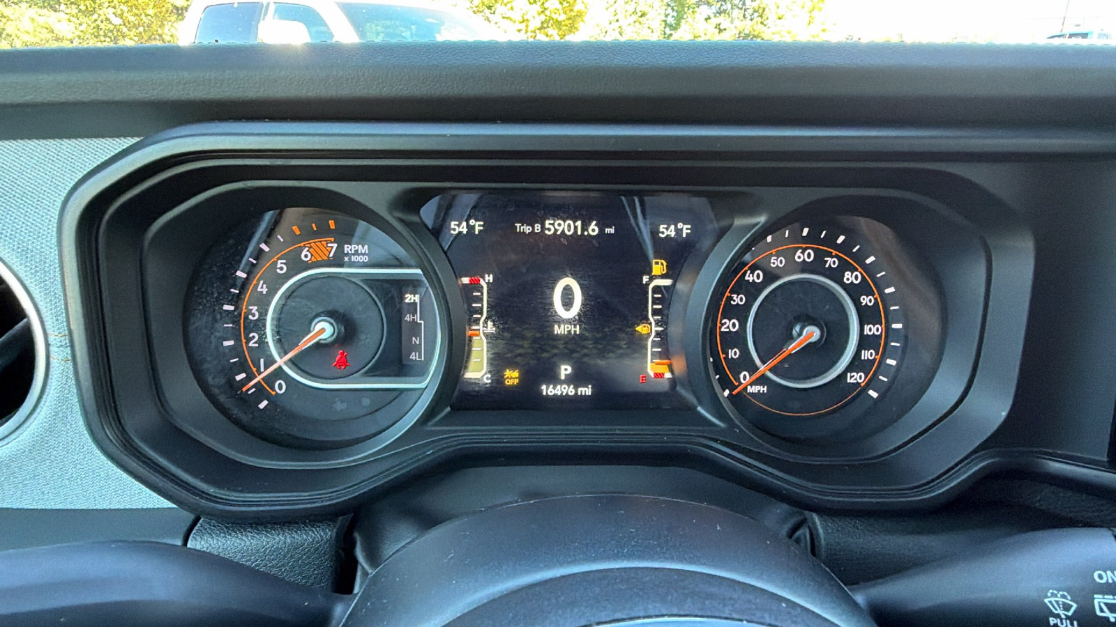 Used 2026 Jeep Wrangler Unlimited Sahara AWD/4WD image 29