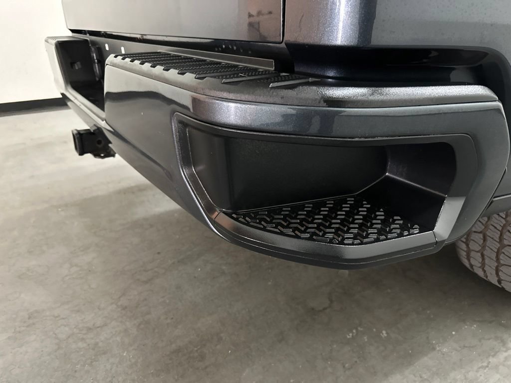 Used 2021 Chevrolet Silverado 1500 RST w/ Bed Protection Package RWD image 10