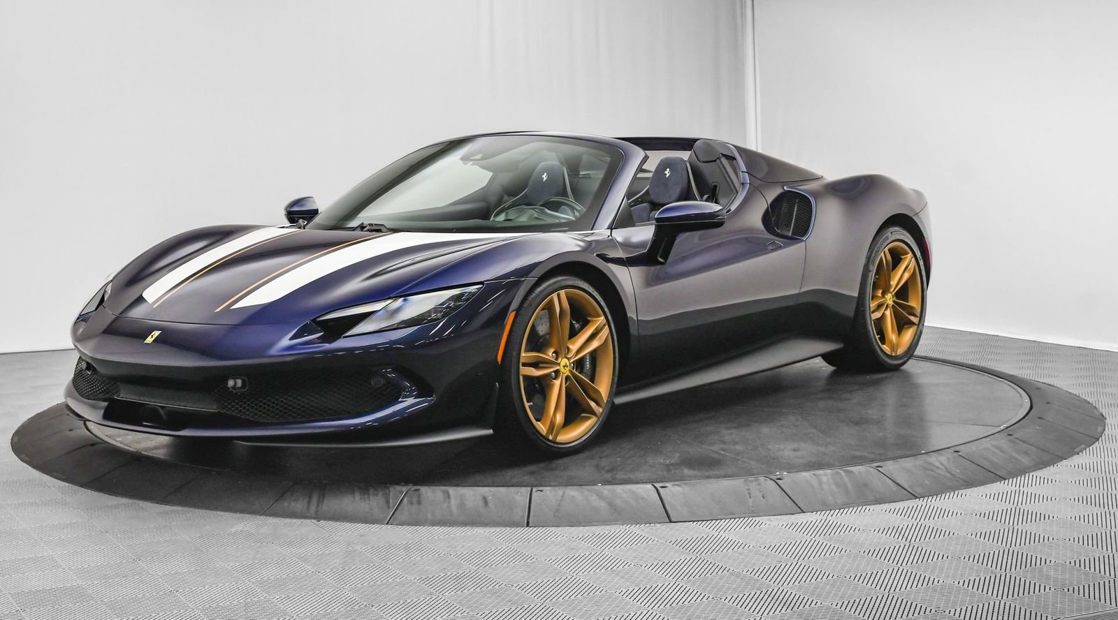 Used 2025 Ferrari 296 GTS RWD image 4