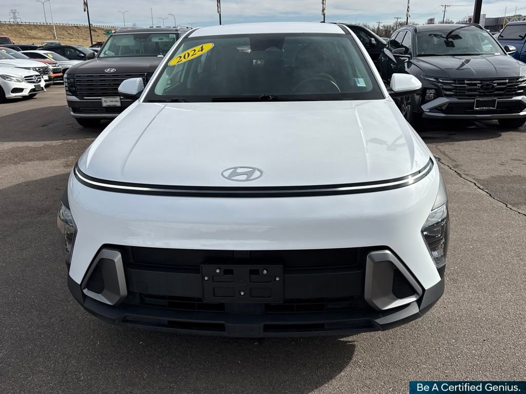 Certified 2024 Hyundai Kona SE image 9