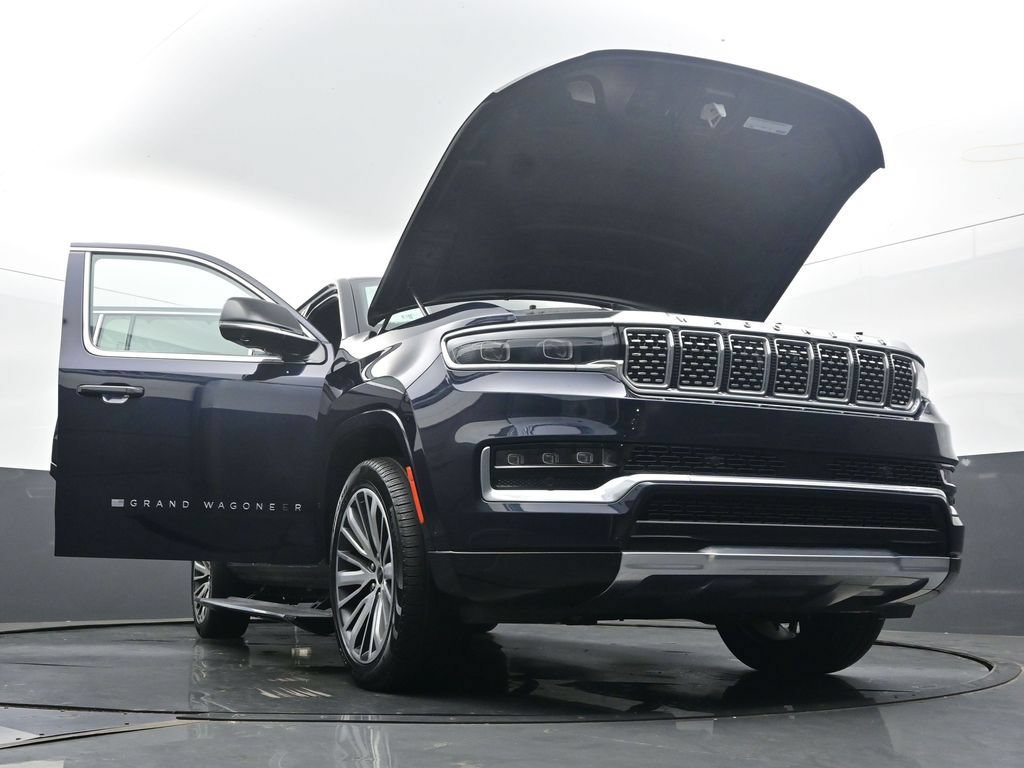Used 2025 Jeep Grand Wagoneer 4WD image 65