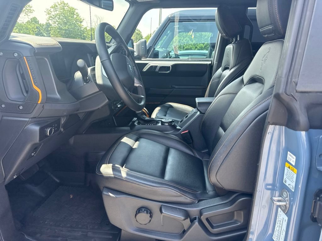 Used 2024 Ford Bronco Badlands AWD/4WD image 3