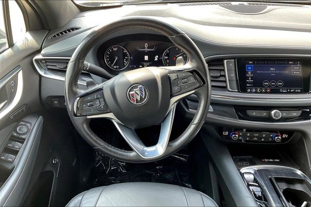 Used 2024 Buick Enclave Premium image 5
