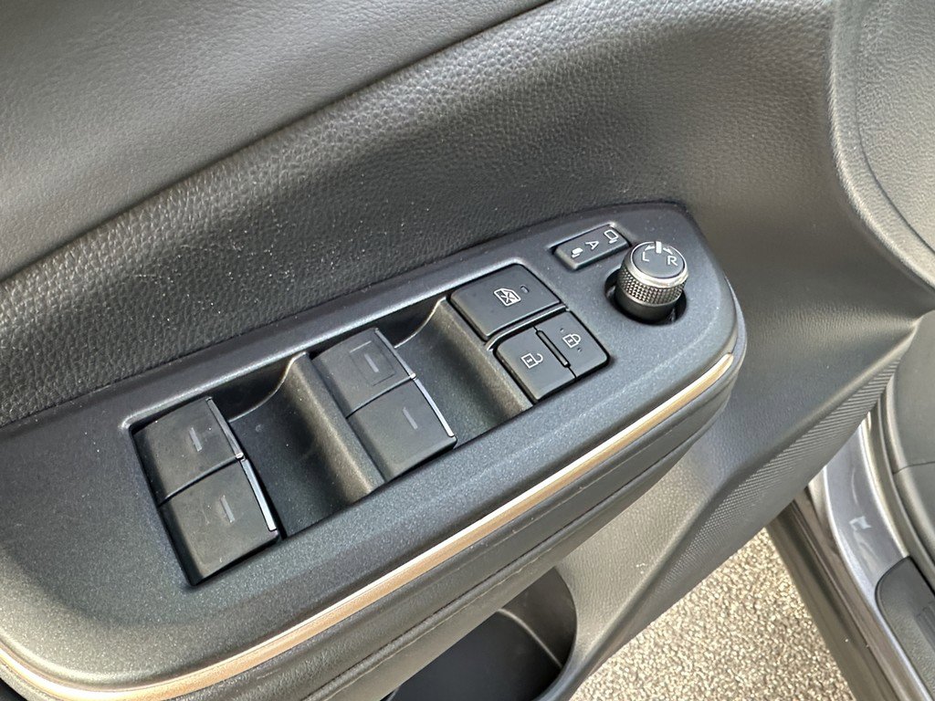 Used 2023 Toyota Crown image 21