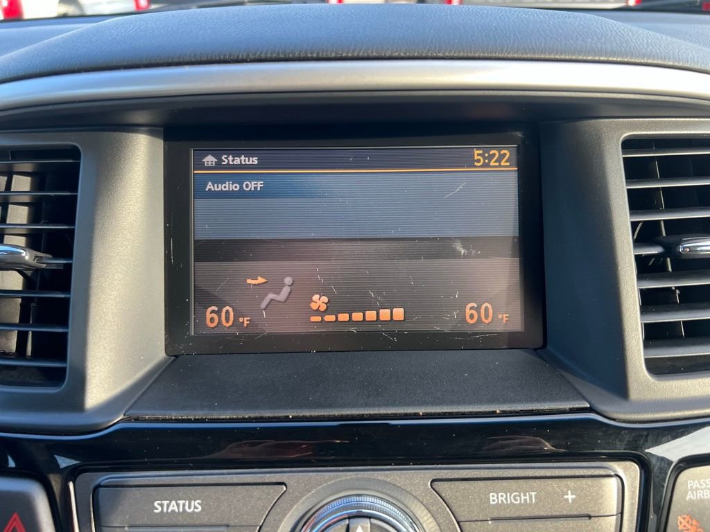 Used 2013 Nissan Pathfinder SV image 27