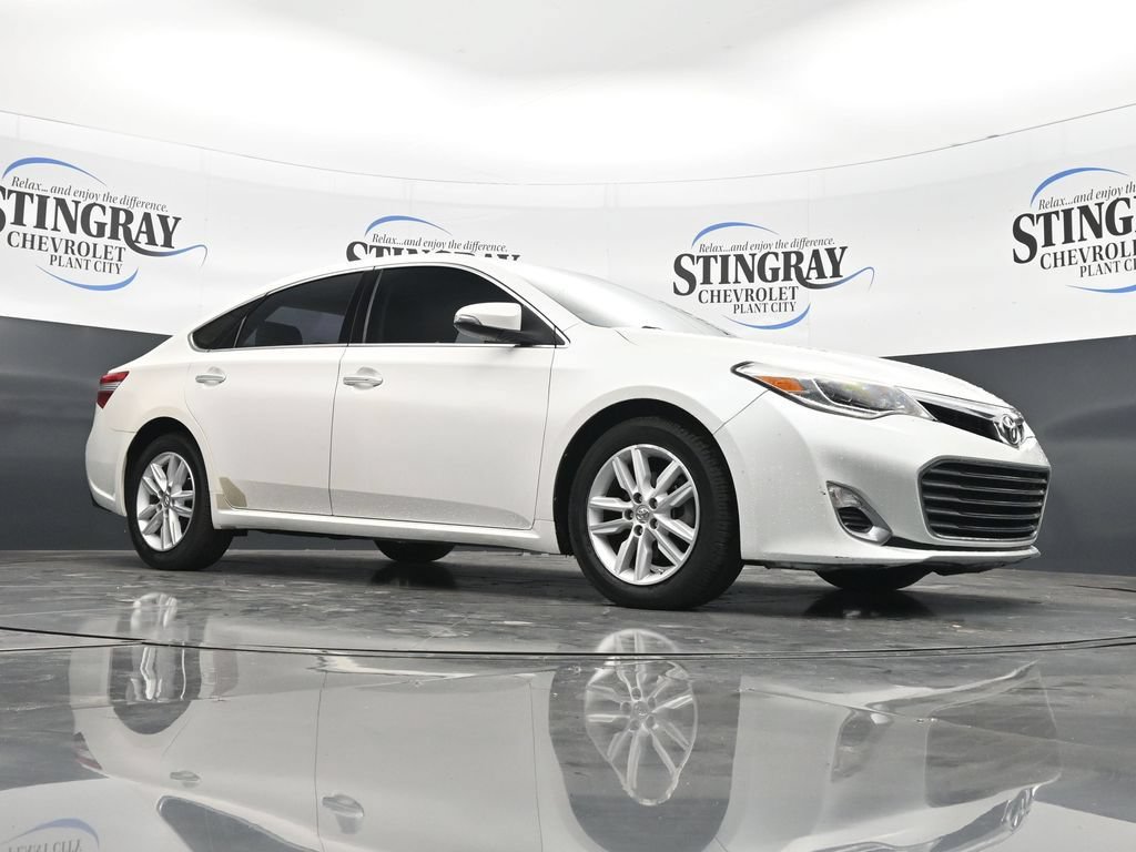 Used 2014 Toyota Avalon XLE FWD image 26