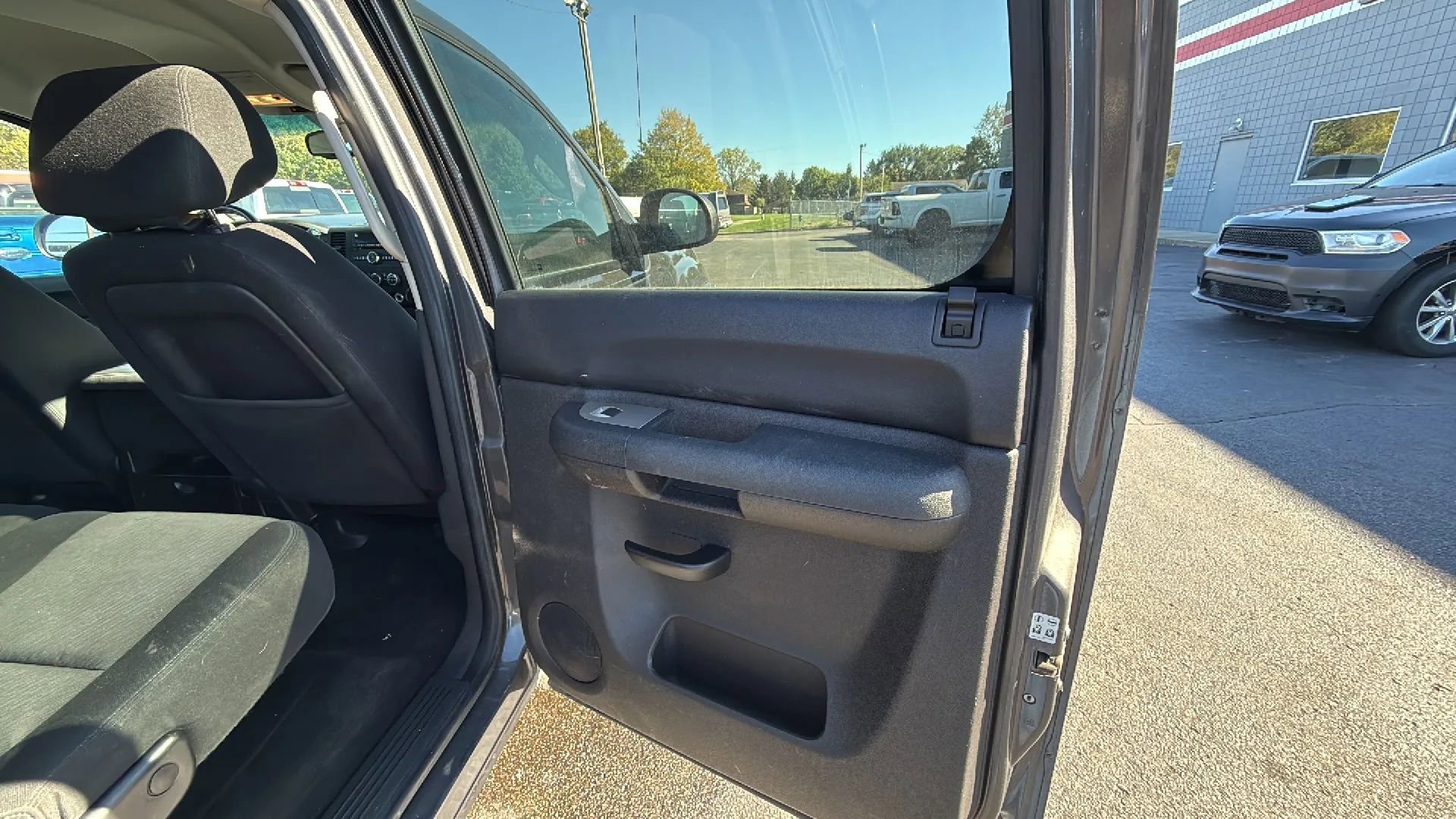Used 2011 GMC Sierra 1500 SLE AWD/4WD image 14