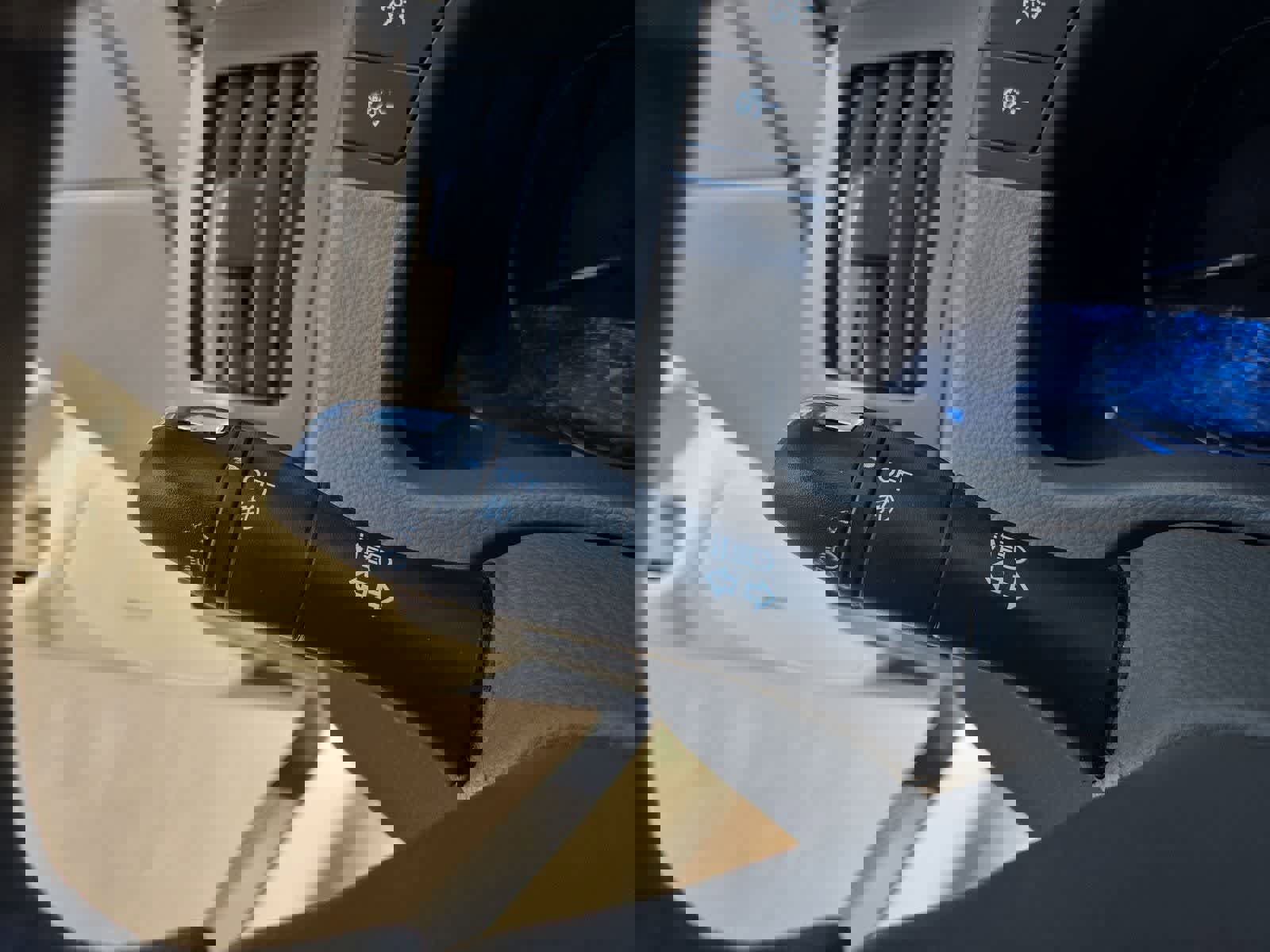 Used 2013 INFINITI G37 Journey w/ Premium Pkg image 27