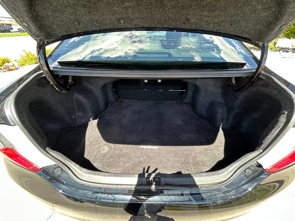 Used 2012 Toyota Camry SE w/ Leather Pkg FWD image 28