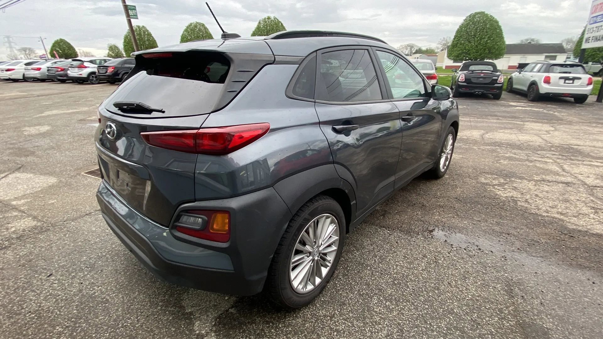 Used 2021 Hyundai Kona SEL image 5