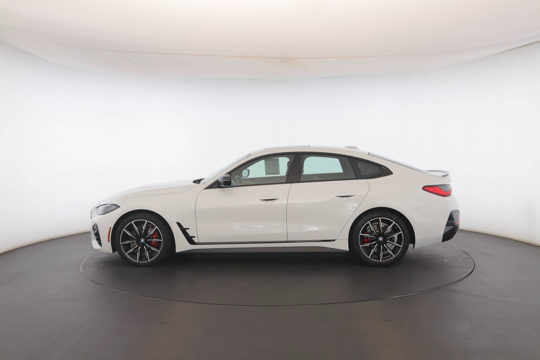 Used 2023 BMW 430i Gran Coupe xDrive w/ M Sport Package AWD/4WD image 21