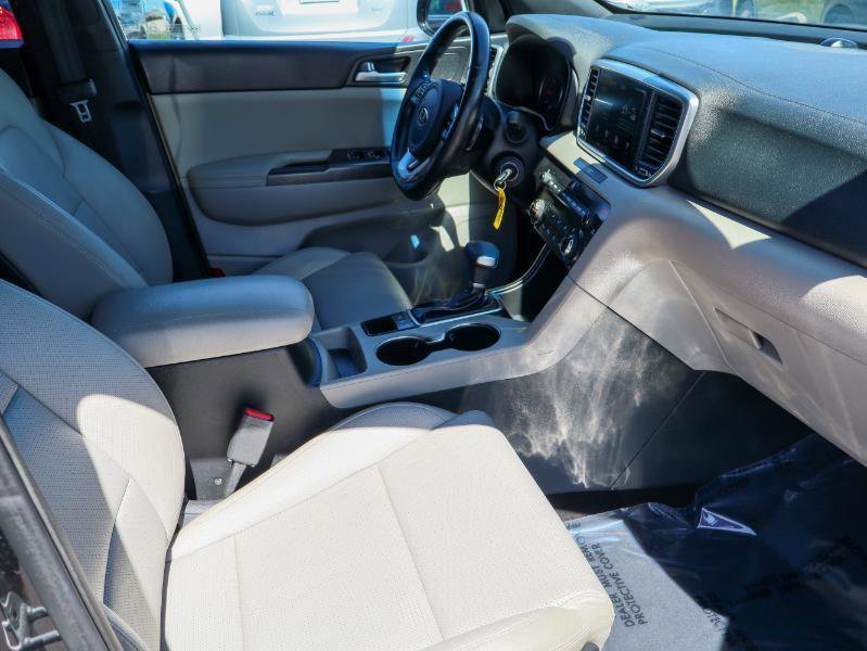 Used 2020 Kia Sportage S FWD image 11