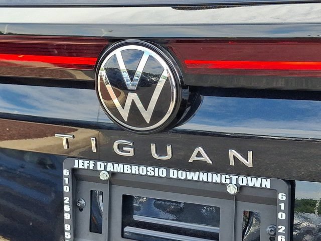 Certified 2025 Volkswagen Tiguan S w/ 18" Wheel Package AWD/4WD image 34