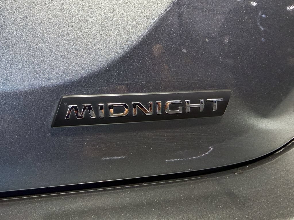 Certified 2023 Nissan Sentra SR w/ Midnight Edition Package FWD image 11