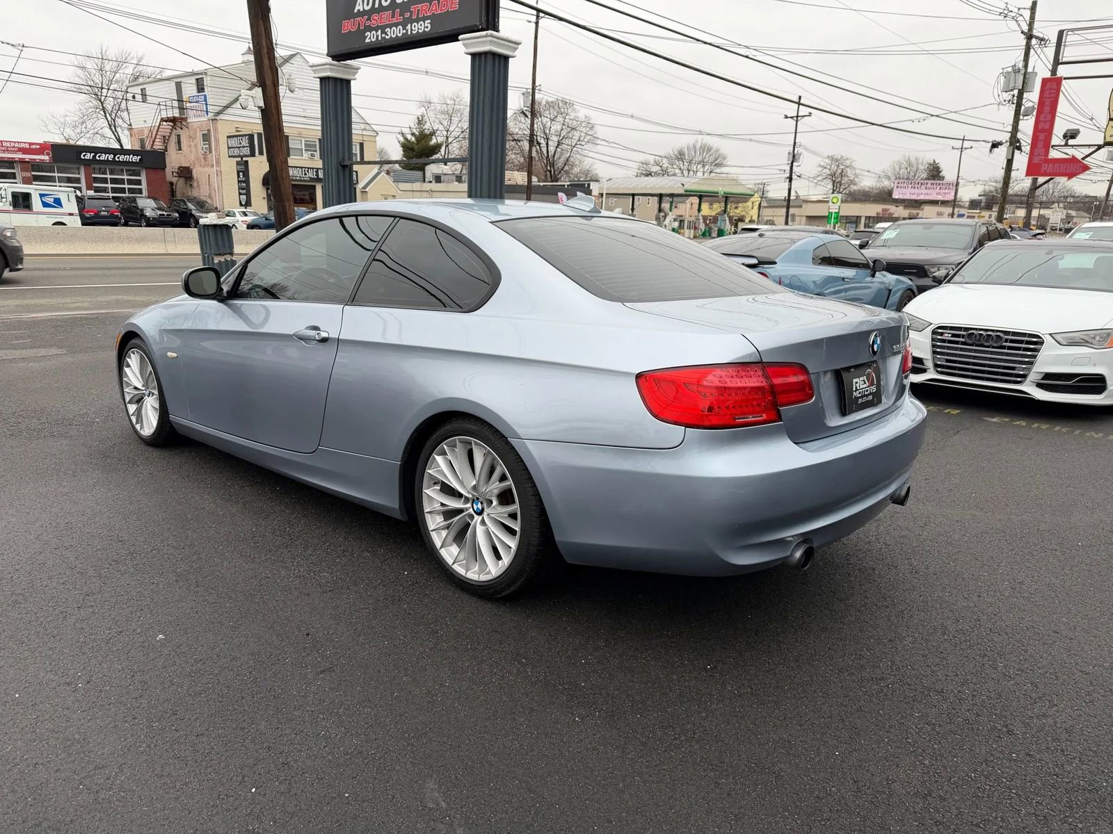 Used 2011 BMW 335i Coupe image 4