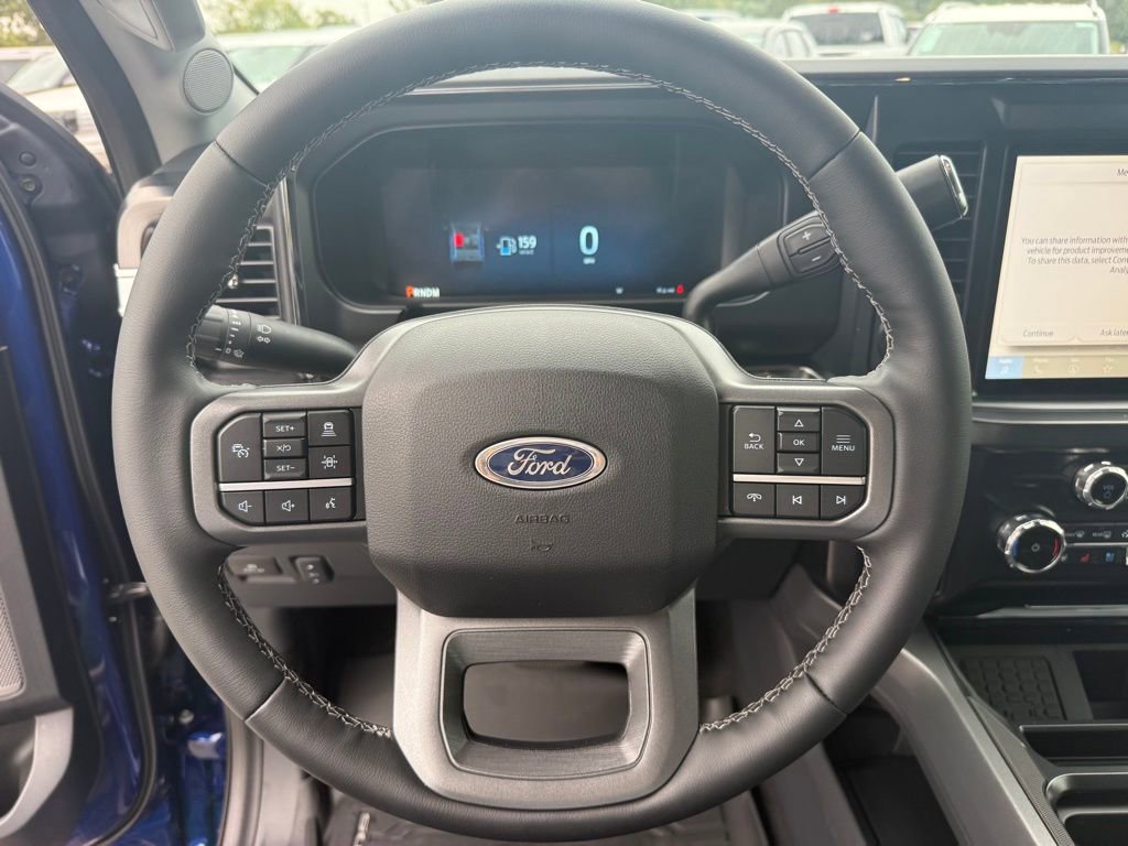 New 2026 Ford F250 Lariat w/ Black Appearance Package image 19