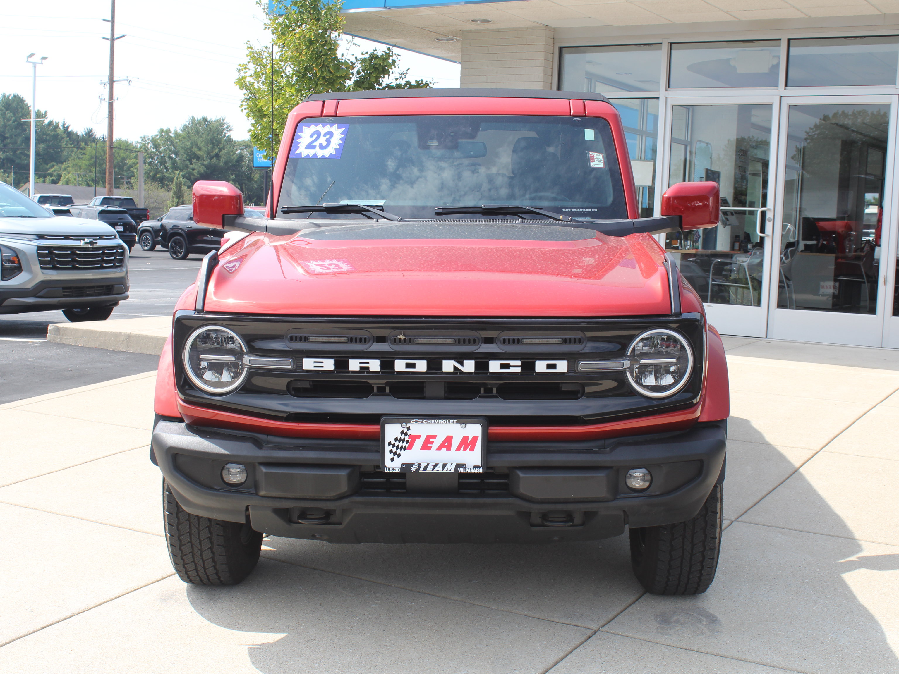 Used 2023 Ford Bronco Outer Banks AWD/4WD image 11