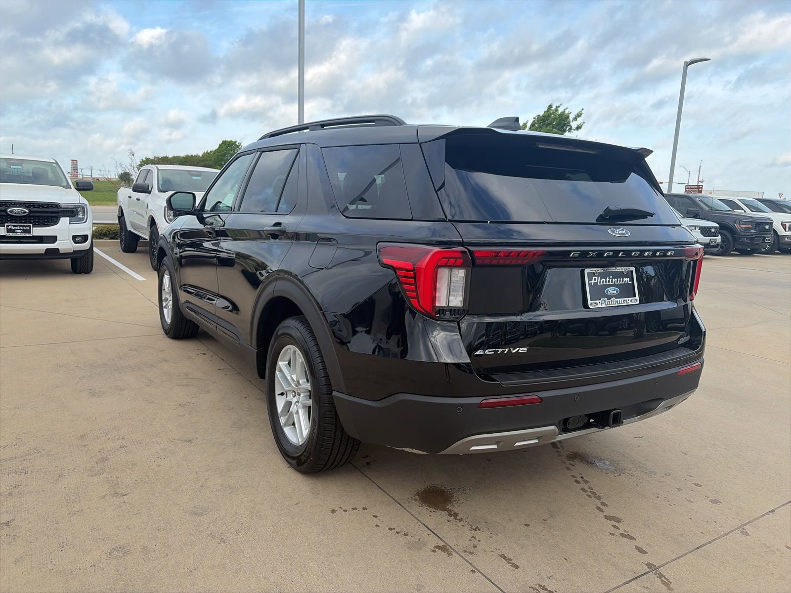 New 2026 Ford Explorer Active image 3