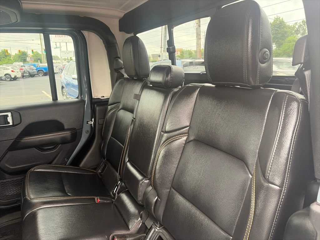 Used 2025 Jeep Gladiator Sport AWD/4WD image 26