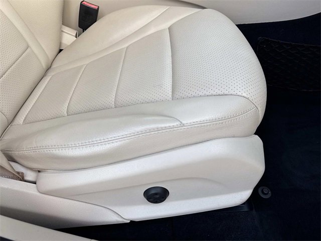 Used 2018 Mercedes-Benz GLC 300 image 11