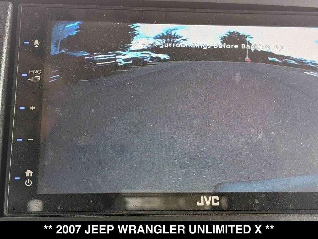 Used 2007 Jeep Wrangler Unlimited X w/ Dual Top Group AWD/4WD image 3