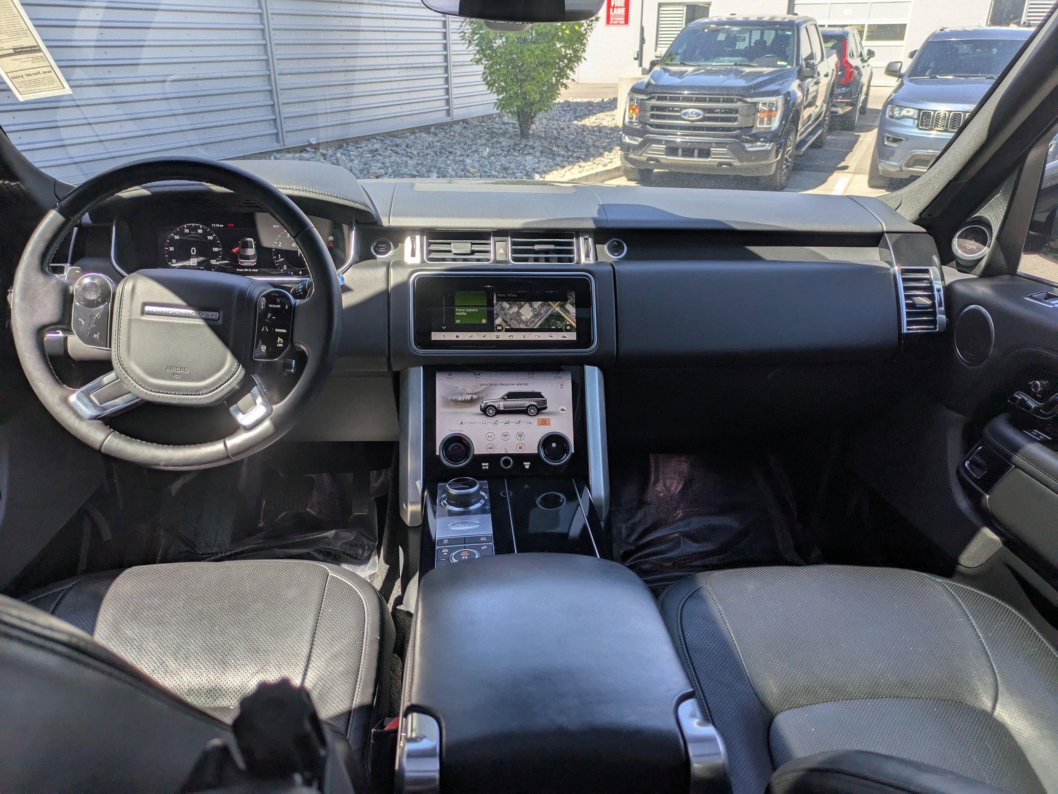 Used 2018 Land Rover Range Rover HSE AWD/4WD image 26