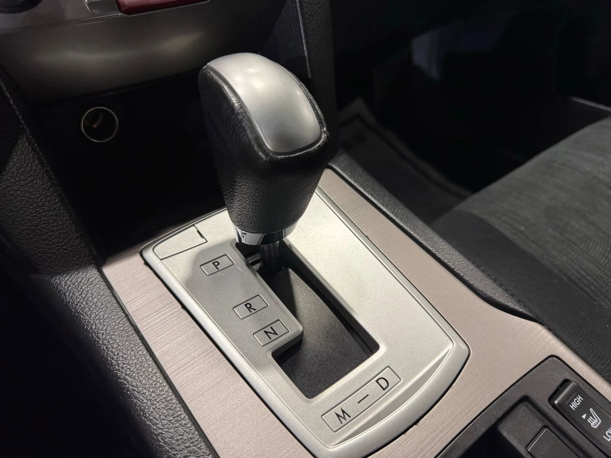Used 2013 Subaru Legacy 2.5i Premium w/ All-Weather Pkg AWD/4WD image 28