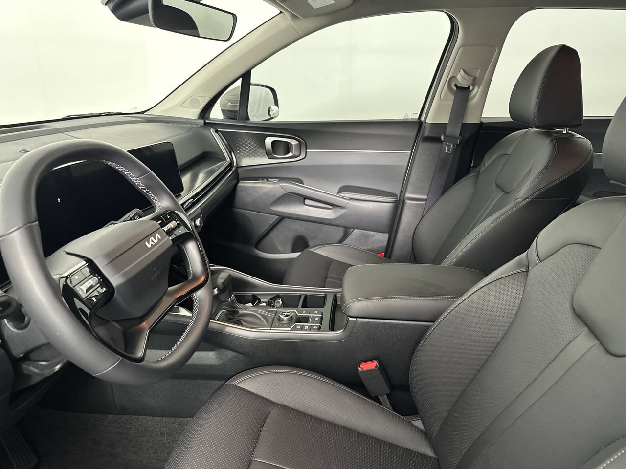 Certified 2026 Kia Sorento S AWD/4WD image 2