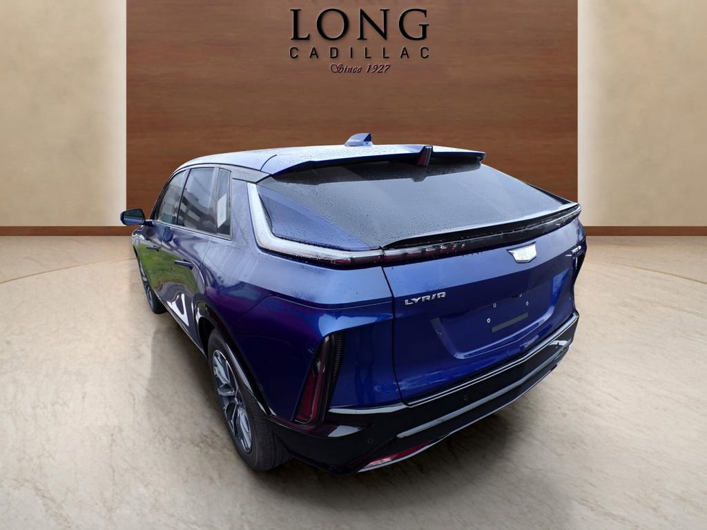 New 2025 Cadillac Lyriq Sport image 5