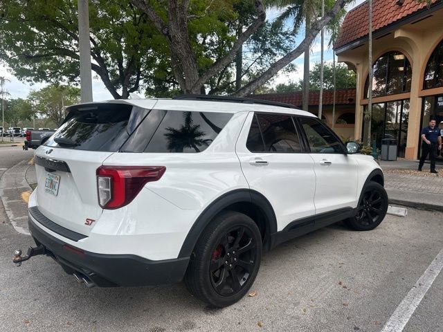 Used 2024 Ford Explorer ST w/ Equipment Group 401A AWD/4WD image 3