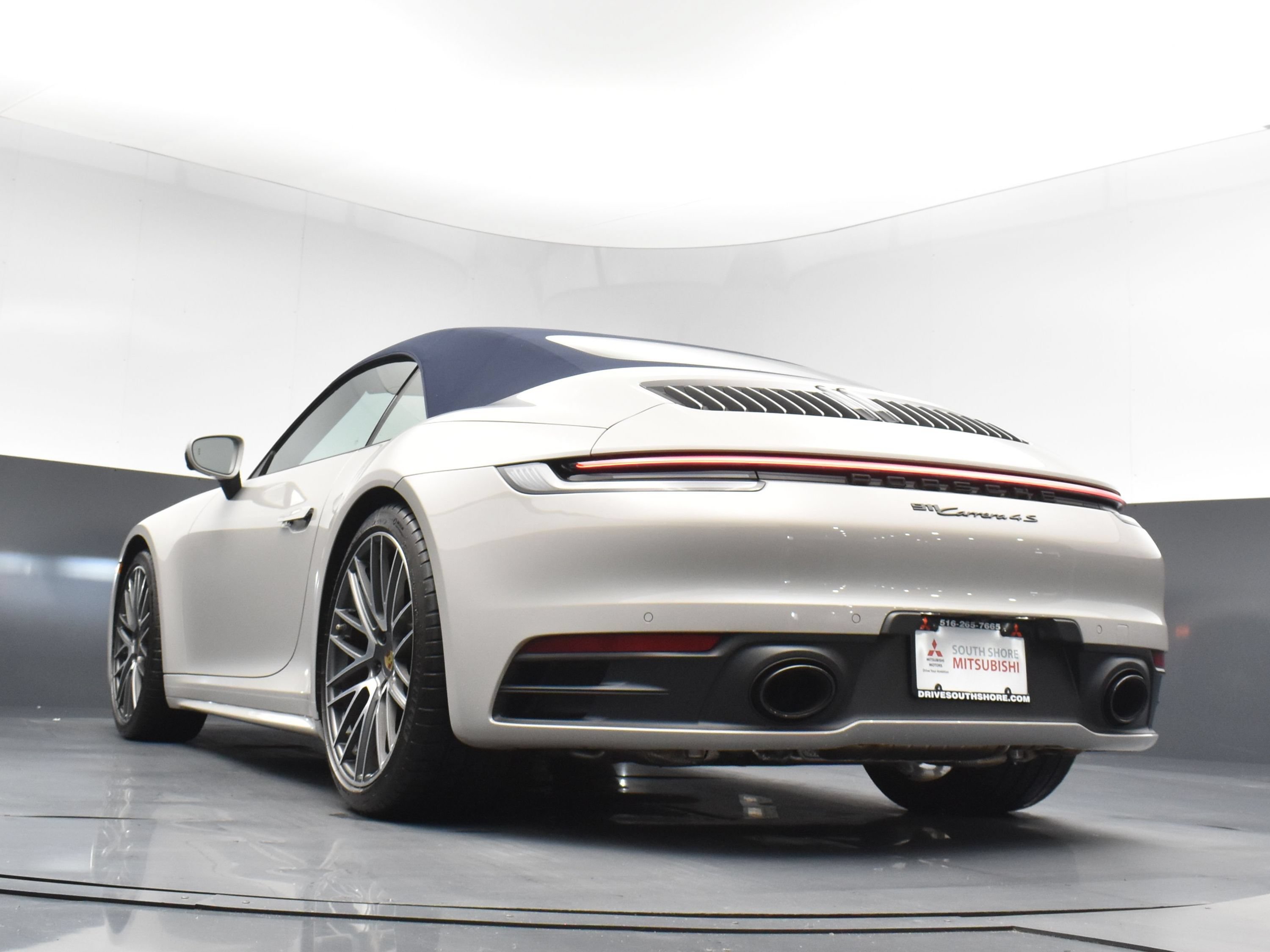Used 2023 Porsche 911 Carrera S RWD image 35