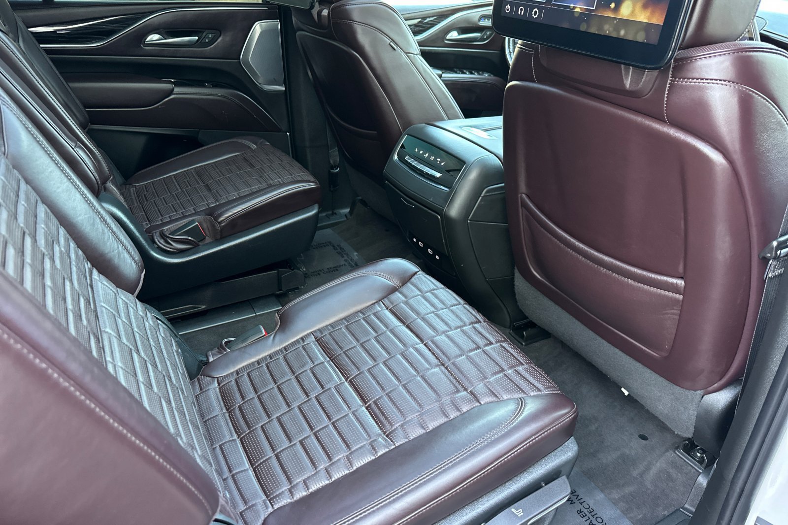 Certified 2023 Cadillac Escalade V AWD/4WD image 20