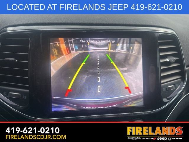 Used 2019 Jeep Grand Cherokee Limited image 2