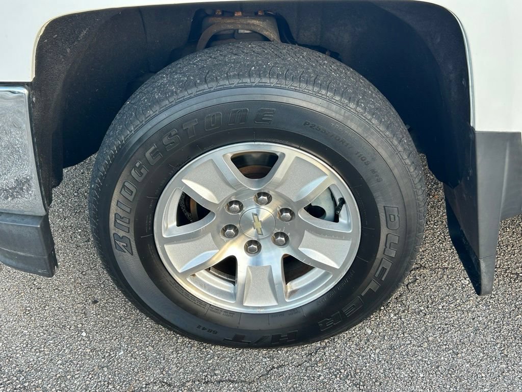 Used 2017 Chevrolet Silverado 1500 LT w/ All Star Edition AWD/4WD image 17