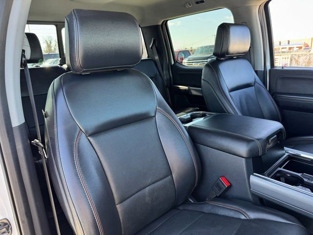 Used 2024 Ford F250 Lariat w/ Sport Appearance Package image 20