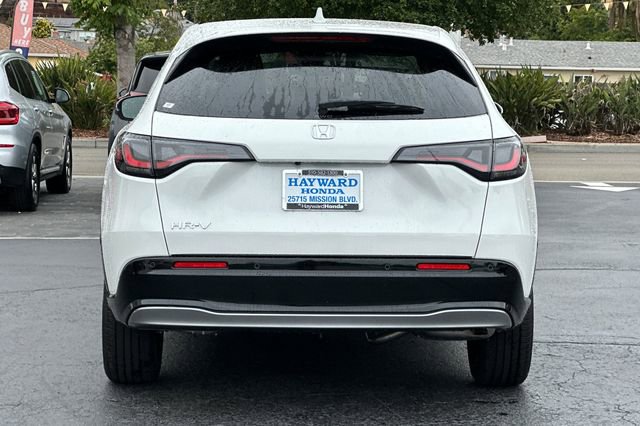 Certified 2026 Honda HR-V EX-L image 4